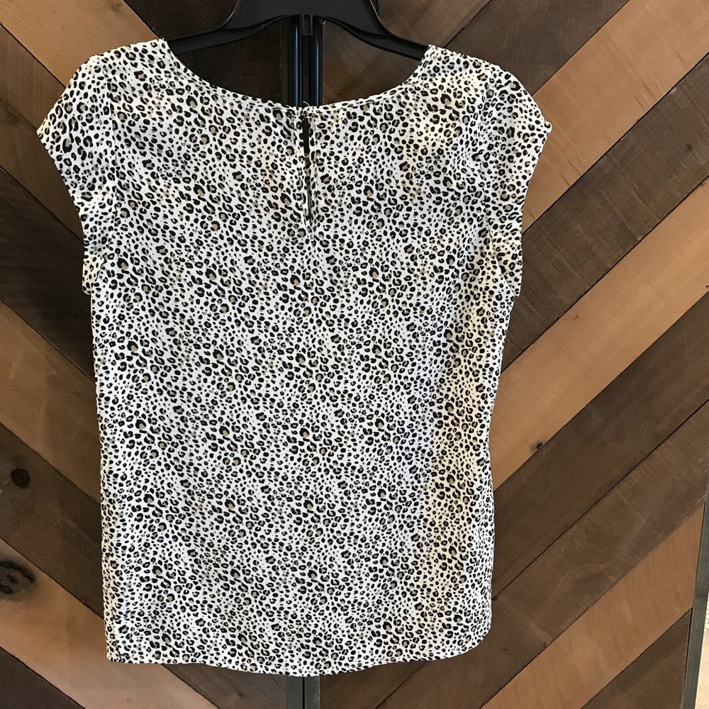 Fun2Fun Animal print blouse - Picture 2 of 3